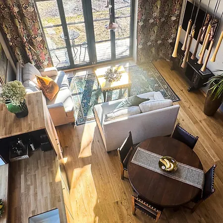 Lossipark Guest - Vis-a-vis Bishop's Castle Apartment *