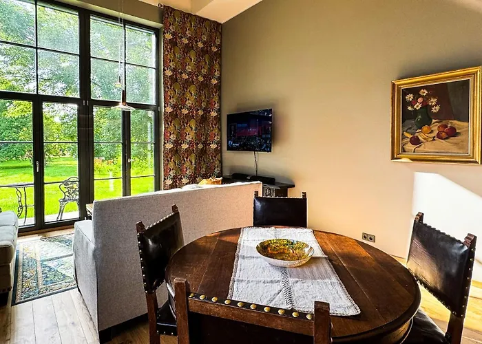 Apartment Lossipark Guest - Vis-a-vis Bishop's Castle *