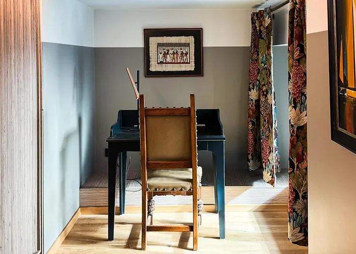 Apartment Lossipark Guest - Vis-a-vis Bishop's Castle