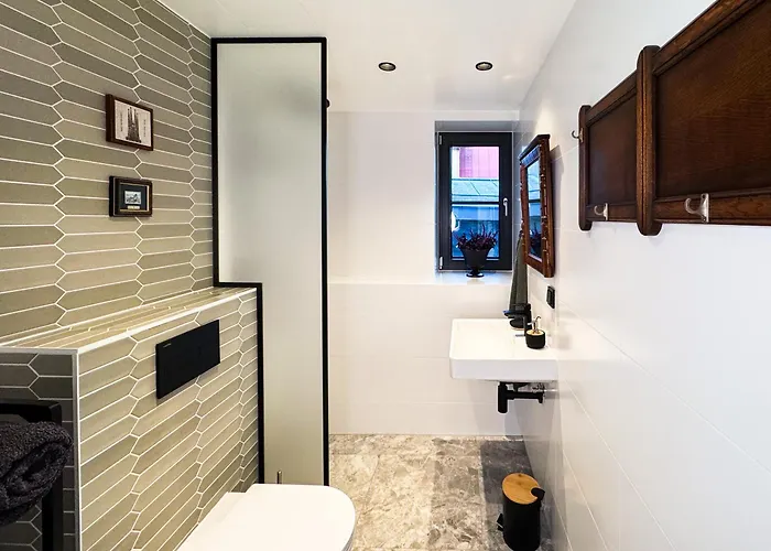 Apartment Lossipark Guest - Vis-a-vis Bishop's Castle *