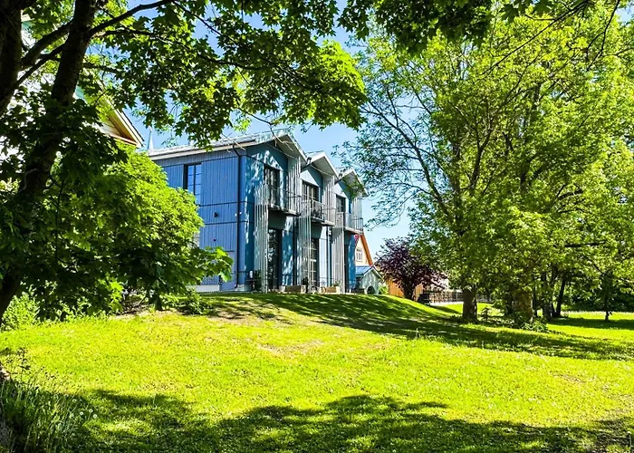 Apartment Lossipark Guest - Vis-a-vis Bishop's Castle Haapsalu